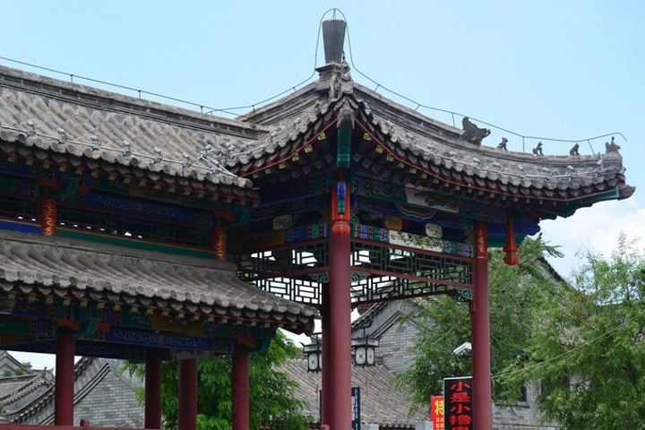 祠,拜了月老,用嘉惠的话来说就是,想不到自己也会有这么一天_滦州古城