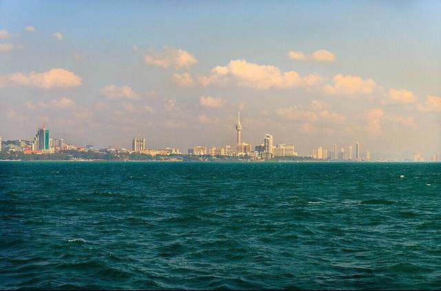 曼谷-芭提雅,四个男人的罪恶都市之旅