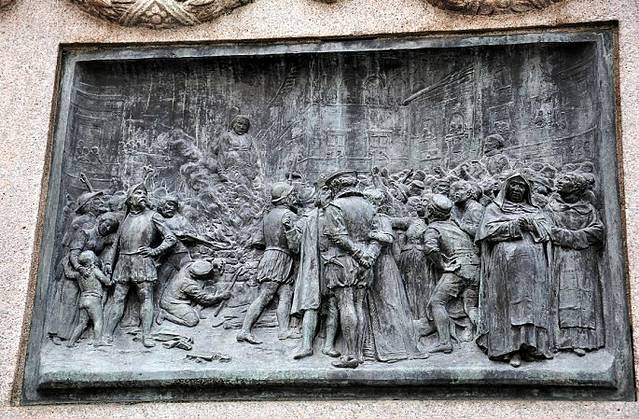 鲜花广场美食街