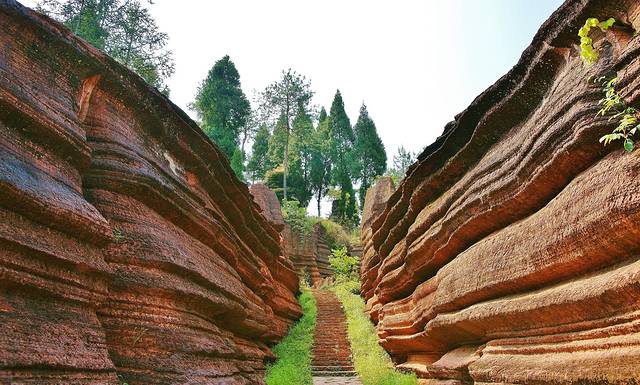 红石林国家地质公园