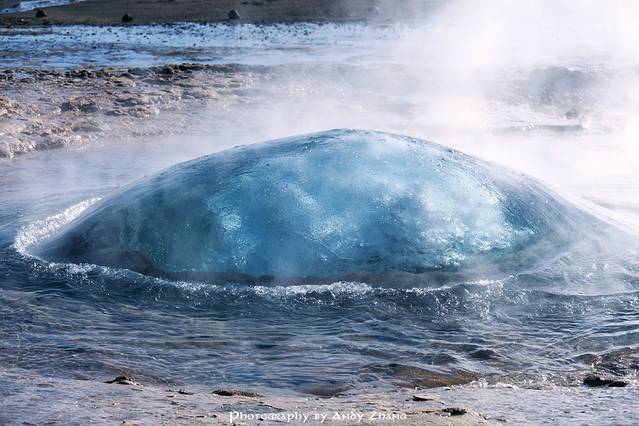 盖锡尔与斯特罗柯间歇泉