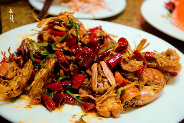 正黄旗海鲜烧烤大排档(延安路总店)