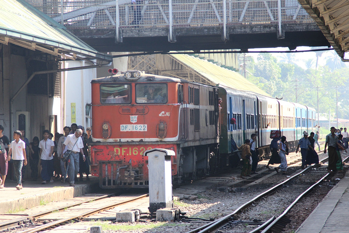 的时候不知道入口在哪里,后来问了个看起来英