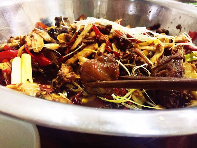 弓虽昌焖烧鸡(大竹林店)