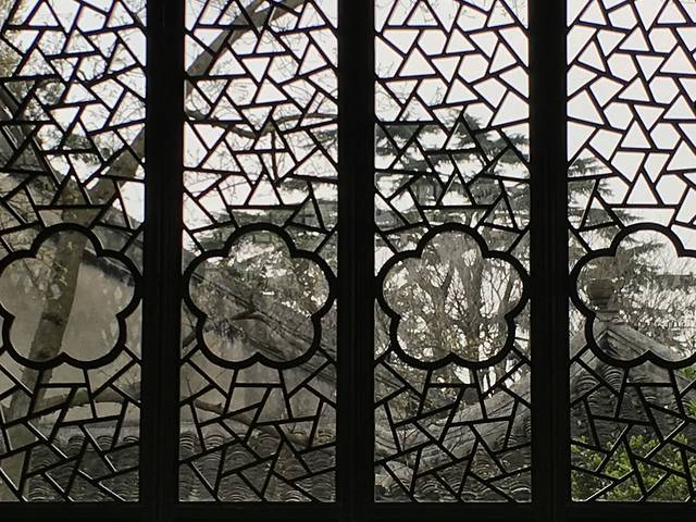 游记详情最著名的江南园林的代表,必去的景点,所以即使在淡季人也很多