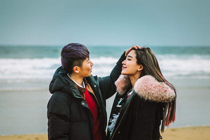 节快乐 #牵手网红浪漫精选#作为一对公开的美女拉拉情侣,@丁子期_jer