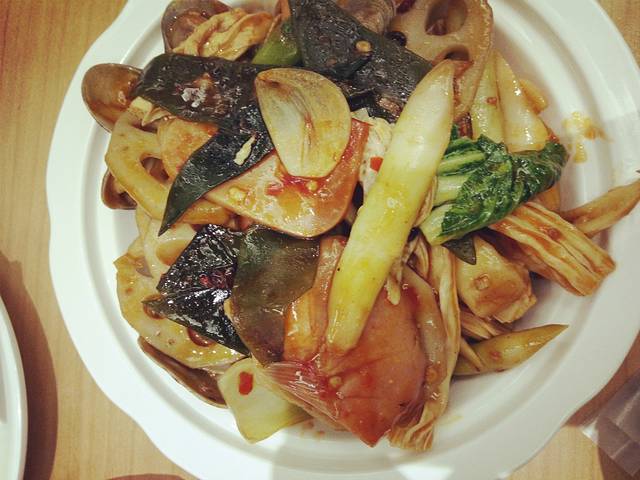 孙记包子(火车站店)