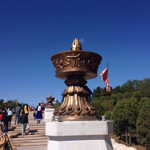 其实没什么好转的,看看景,学习点历史知识吧,所谓陵宫,供的仅仅是雕像