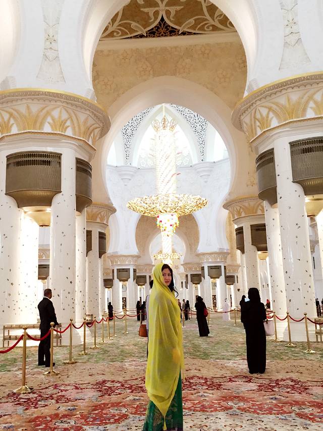 如果我老无所依,请把我丢在迪拜捡垃圾!