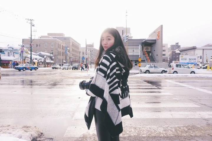 2017冬日温柔的海边雪景,大雪纷飞的露天温泉