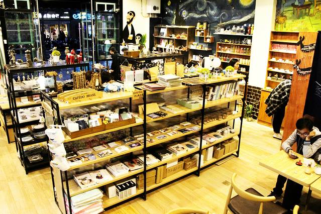 莱昂的慢递杂货铺