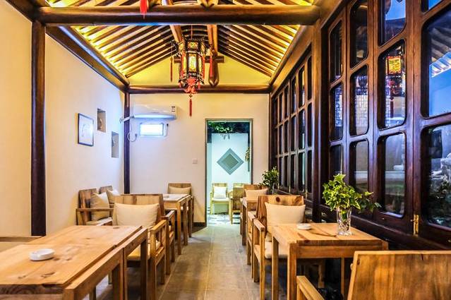 闲庭信步在西山岛