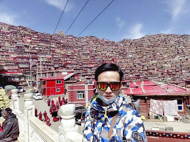 一路艰辛,不如见你一眼的惊艳,色达游记