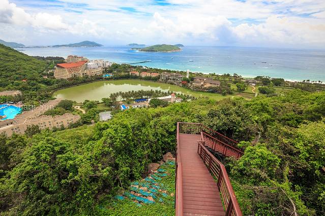 亚龙湾滨海世界