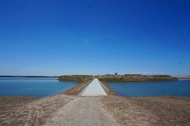 达瓦昆沙漠旅游风景区