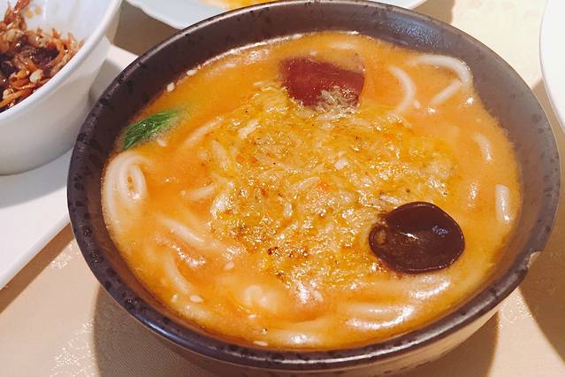 成隆行·蟹王府(九江路店)