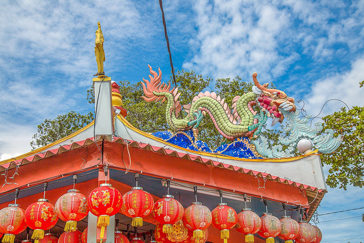 来姓周桥的游客很多,姓周桥也演变成了一个热