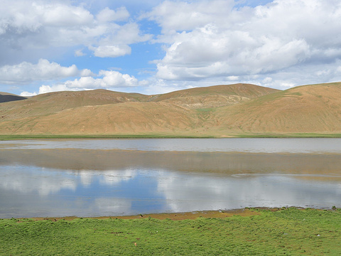 哲古湖旅游景点图片