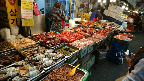 广藏市场美食街旅游景点攻略图