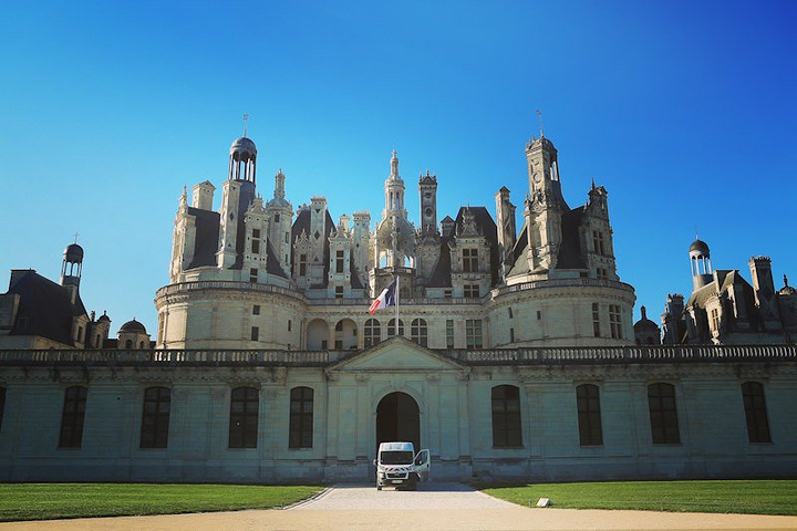 这是城堡的反面