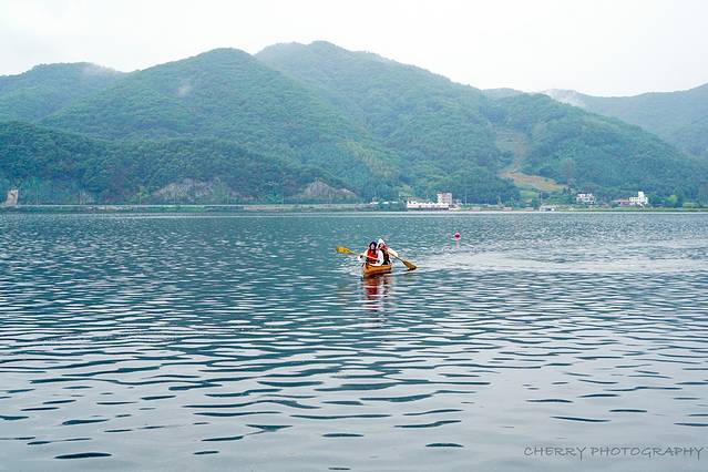 Jungdo Mullegil Canoe