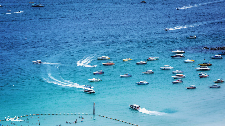 如果说芭提雅是度假者的圣地,那月光岛一定是运动爱好者的天堂.