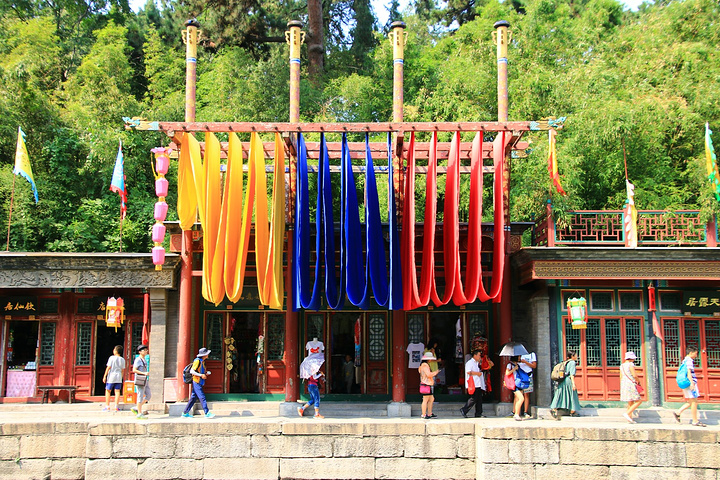 .然而赶到北大时已经过了开放参观的时间了,又