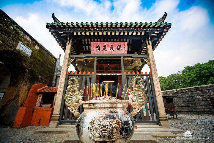 2017澳门半岛大三巴牌坊后侧开放时间:8:00-1