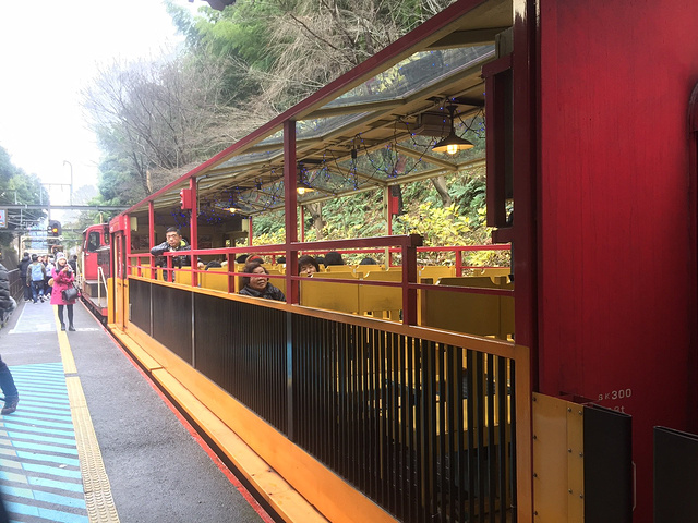 .买到了岚山观光小火车的票,很幸运的感觉,据说
