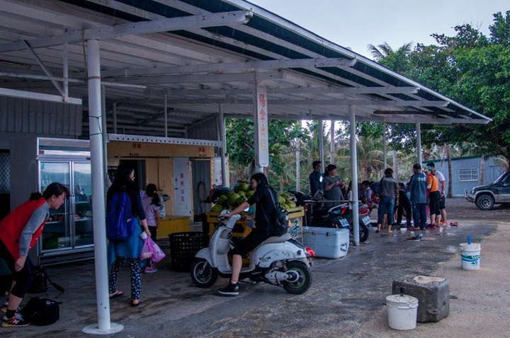 的邂逅有些匆忙。爸爸,太神奇了,我要将这写进