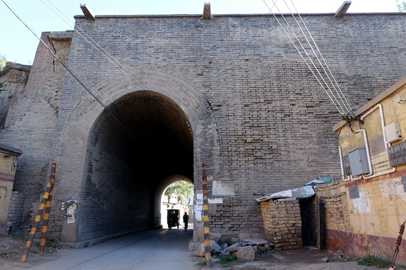 正定北城门——永安门 正定北城门古时是人们通往京师的必经之路.