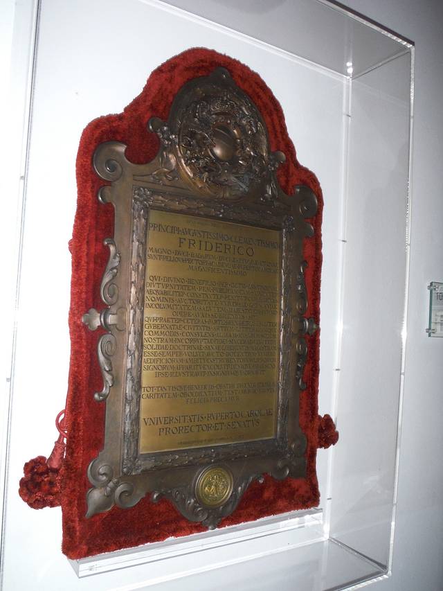 威廉广场大讲堂