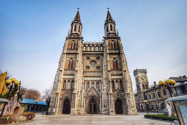 洪家楼天主教堂