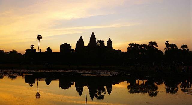 hello柬埔寨 bye老挝 背包母女趴趴走