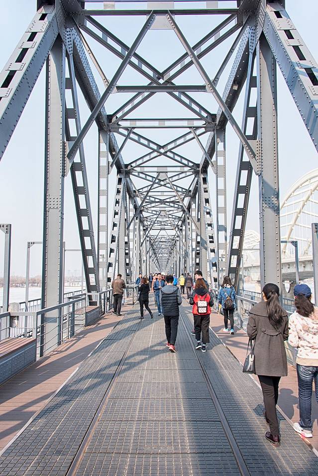 松花江铁路大桥