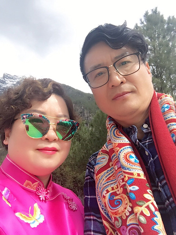 2018林芝地区的村庄都好看,藏族的房屋也是五