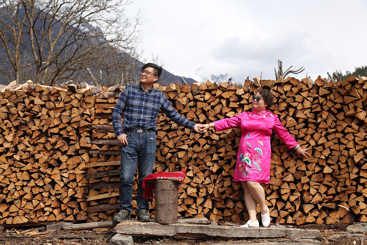 2018林芝地区的村庄都好看,藏族的房屋也是五