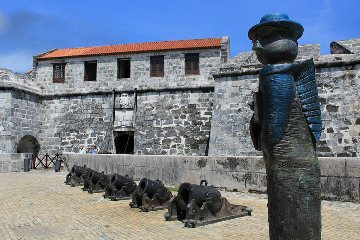 融观光大巴一日游内参观_Castillo de la Real F