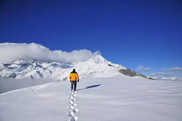 三奥雪山大本营