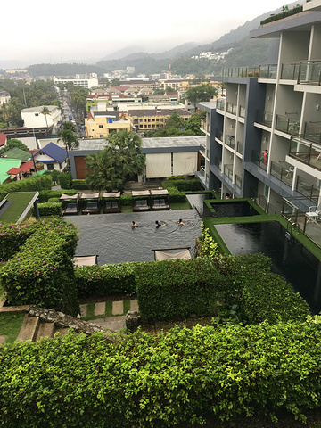 然而现实却有那么点残酷_桄榔大山坡酒店(sugar palm grand hillside)