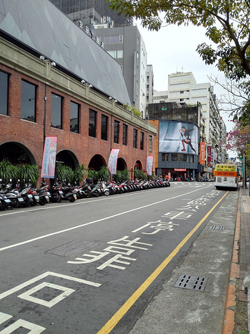 2021 宫原眼科是日据时代一位叫宫原武熊的眼科医师所开的诊所 台湾光复后改成台中市卫生院 现今外 宫原眼科 评论 去哪儿攻略