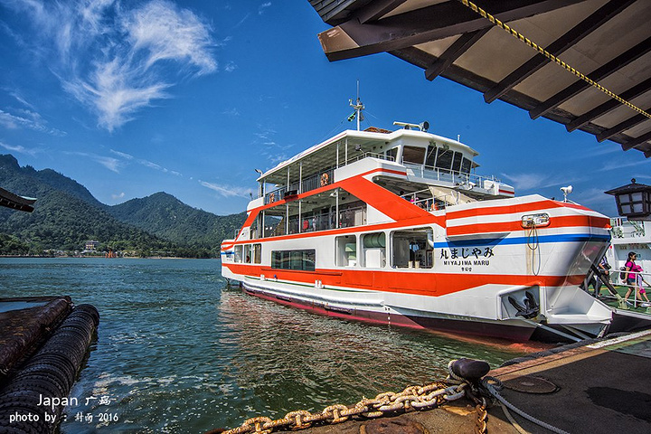 2017宫岛上的风景也很漂亮。游客进入严岛神