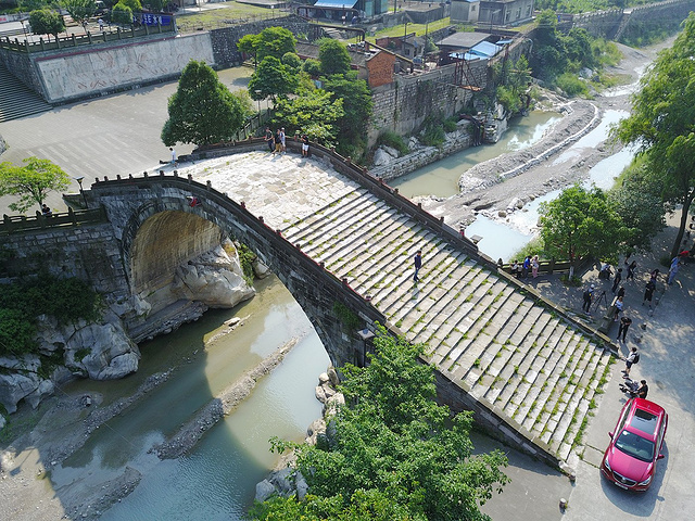 游览太平桥