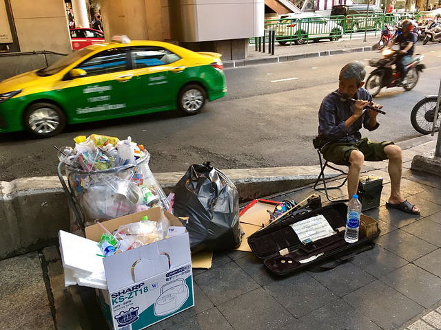 2017差不多4点到了泰国素万那普国际机场,填