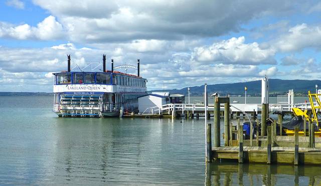 法卡雷瓦雷瓦毛利人村