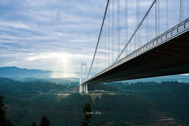 云南龙江特大桥