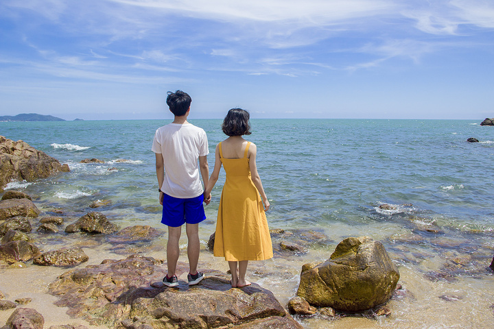 遇到美景,不要害羞,多一句话就可以留下值得回忆的照片,何乐而不为捏