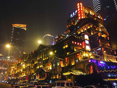 洪崖洞旅游景点攻略图
