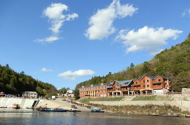 白山湖仁义风景区