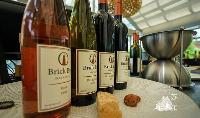 Brick Bay Sculpture Trail